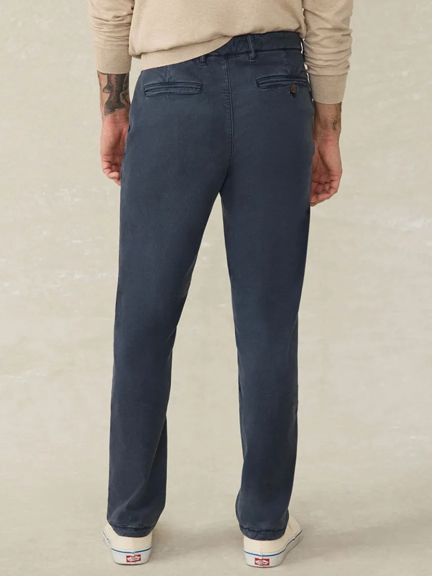Faherty Brand Coastline Stretch Chino in Blue Nights