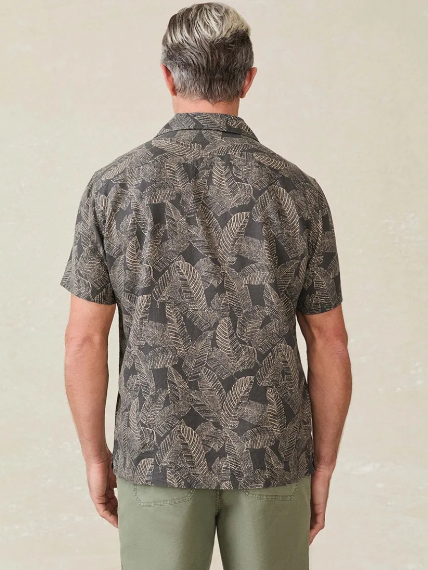 Faherty Brand Short-Sleeve Breeze Camp Shirt in Graphite Rainforest