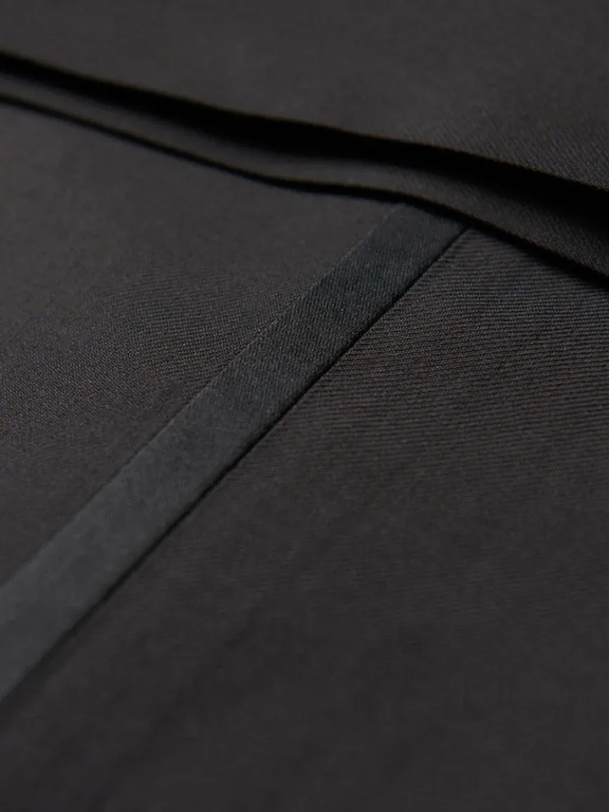 Hickey Freeman (Heritage Gold) Black Peak Lapel B-Body Tuxedo