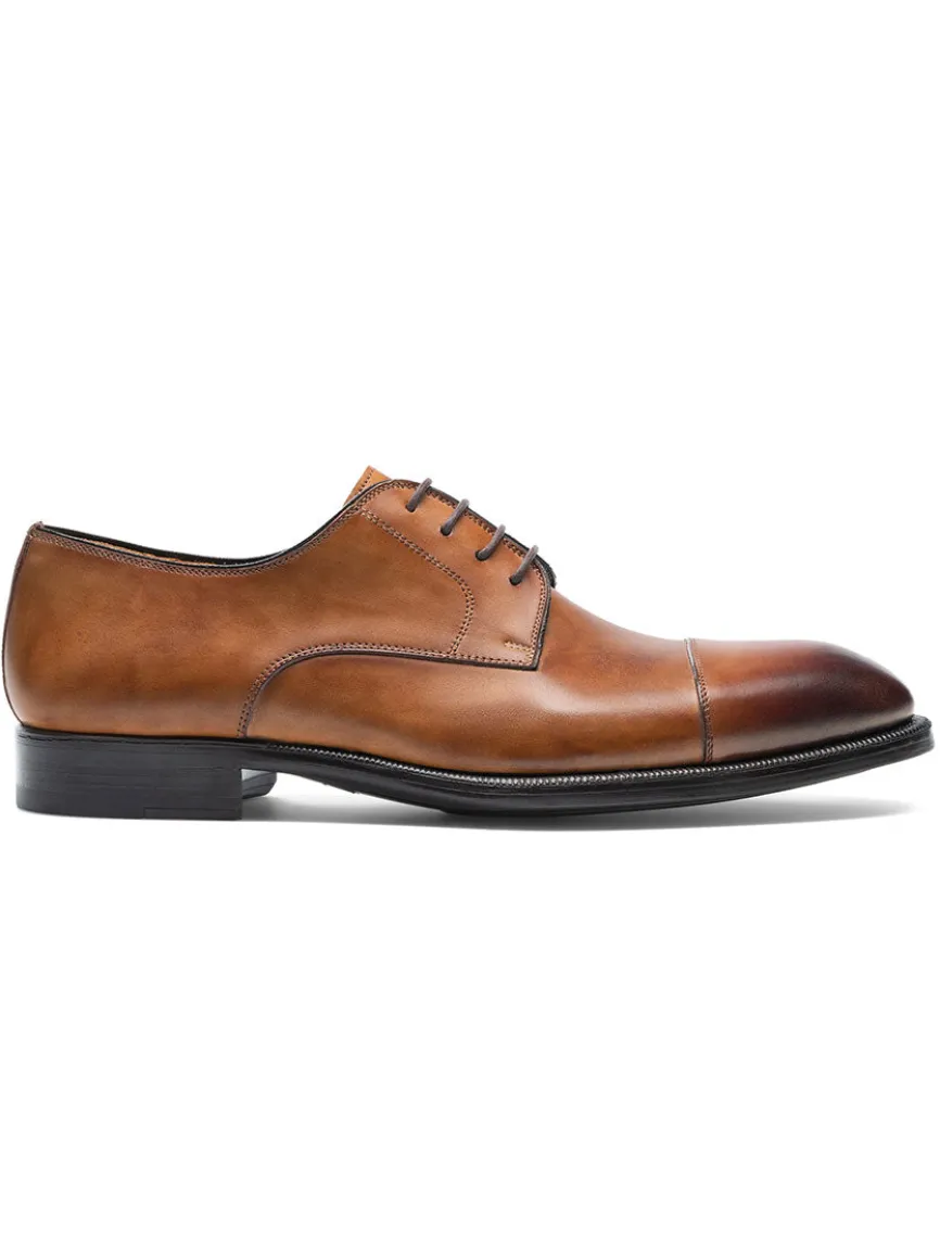 Magnanni Harlan in Tabaco