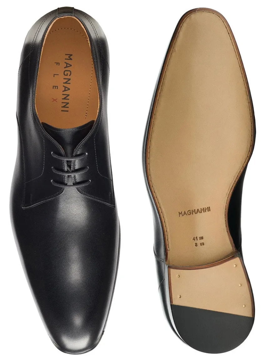 Magnanni Maddin in Black