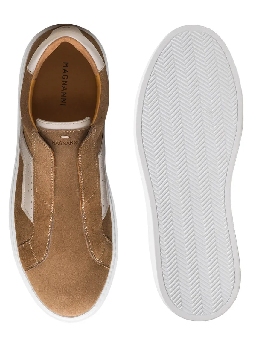 Magnanni Phoenix Slip in Taupe Suede