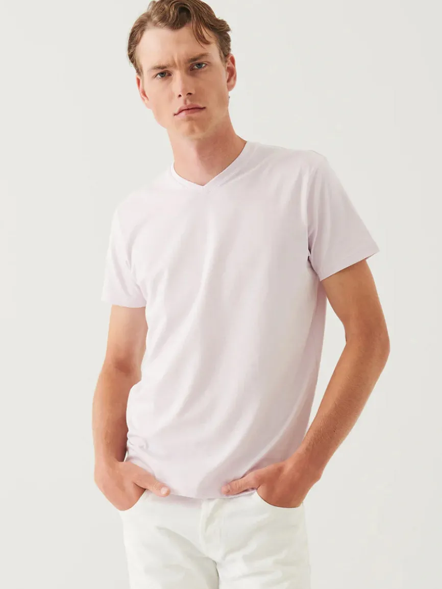Patrick Assaraf Pima Cotton Stretch V-Neck T-Shirt in Misty Rose