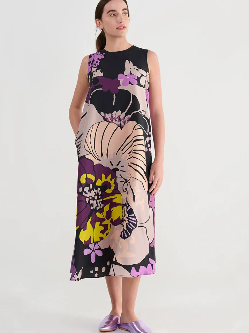 Psophía Short Silk Habotai Dress with Japanese Print in Black